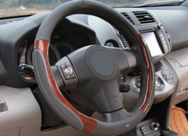 are steering wheel covers dangerous